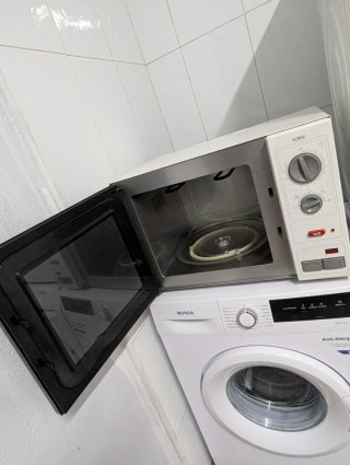 Microondas Solac con Grill