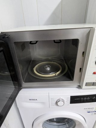 Microondas Solac con Grill