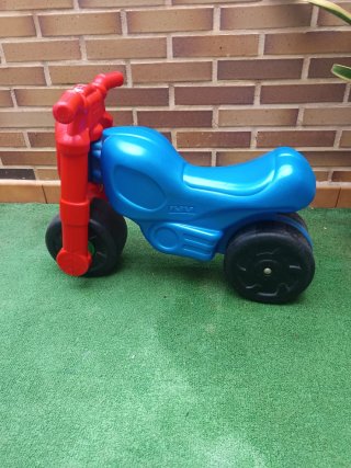 Moto de juguete para niños