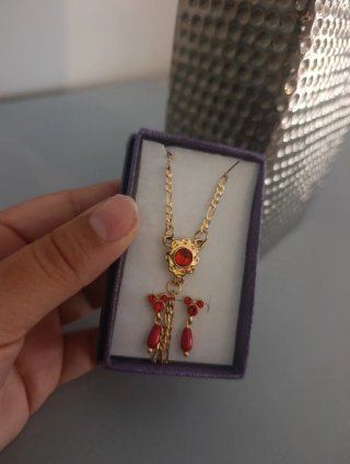 Conjunto collar y pendientes oro rojo