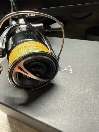 Carreto Shimano Stella 2500