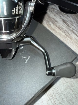 Carreto Shimano Stella 2500