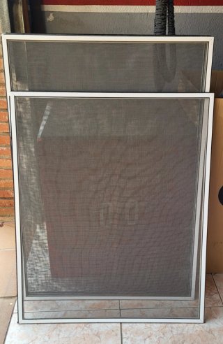 Mosquitera Fija 70 x 85 cm