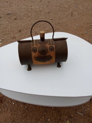 Botijo Levantino Metálico