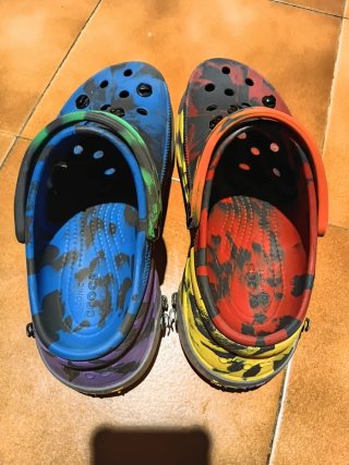 Crocs sandalias multicolor