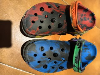 Crocs sandalias multicolor