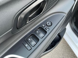 HYUNDAI i20 1.0 T Black Line
