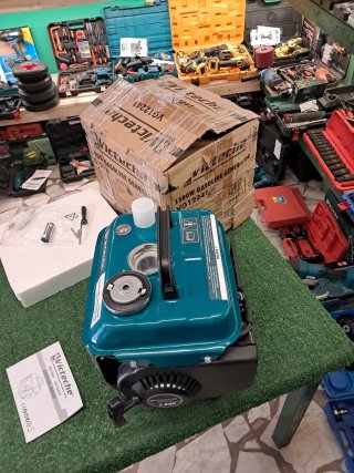 Generatore di corrente Victeche 1500W