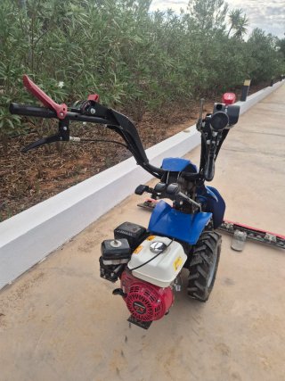 Segadora BCS 615 para cortar hierba alta