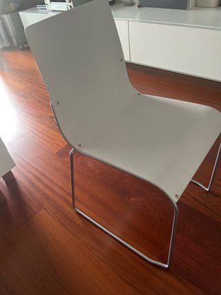 Dos Sillas de Escritorio o Cocina Blanca