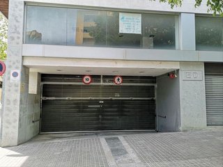 Garaje en venta en Via Europa - Parc Central en Mataró
