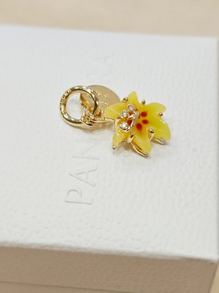 Charm Pandora Flor Mágica Enredados +caja