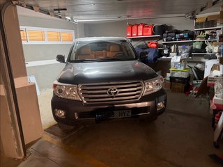 Toyota Land Cruiser 200 2014