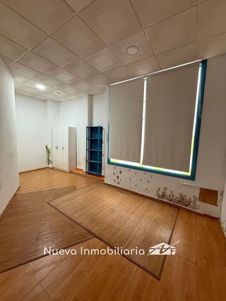 Local comercial en venta en Centro Ciudad en Linares