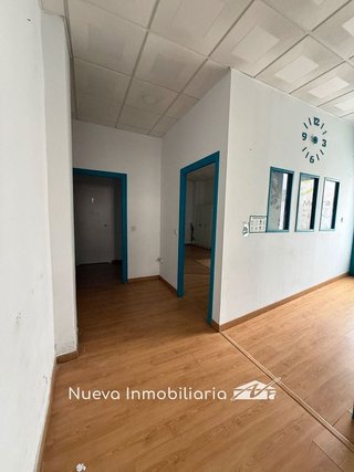 Local comercial en venta en Centro Ciudad en Linares