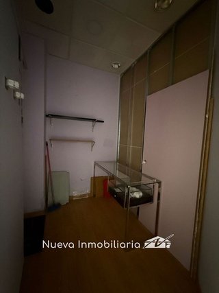 Local comercial en venta en Centro Ciudad en Linares