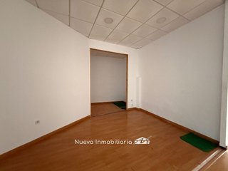 Local comercial en venta en Centro Ciudad en Linares