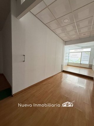 Local comercial en venta en Centro Ciudad en Linares