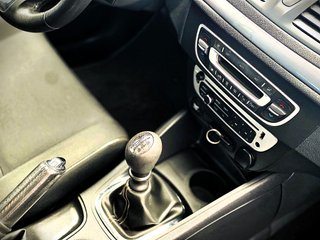 RENAULT MEGANE LIMITED | GARANTÍA 12M |