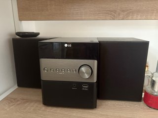 Minicadena LG con Altavoces