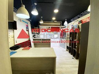 Local comercial en venta en Centre en Sant Boi de Llobregat