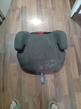 Alzador de coche infantil con funda