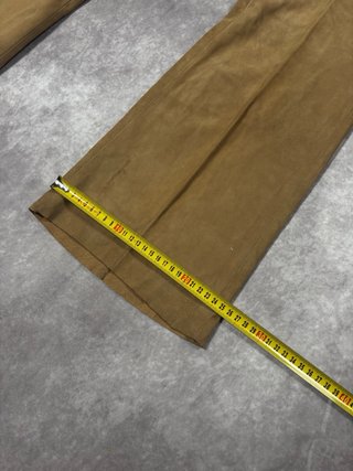 Pantalones de ante marrones acampanados