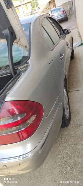 Mercedes-Benz Clase E 2004