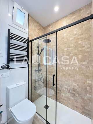 Local comercial en venta en Artigas - Llefià en Badalona