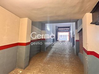 Garaje en venta en Centre en Badalona