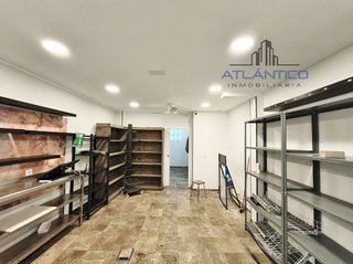 Local comercial en alquiler en Los Castros - Castrillón - Eiris en Coruña (A)