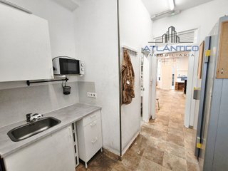Local comercial en alquiler en Los Castros - Castrillón - Eiris en Coruña (A)