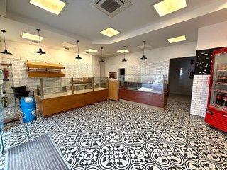 Local comercial en alquiler en San Luis en Almería