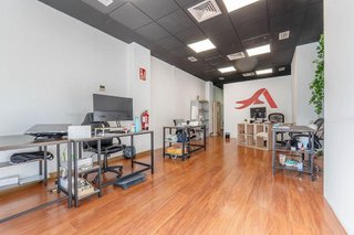 Edificio en venta en Cervantes en Granada