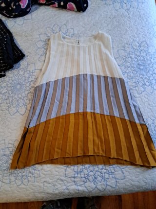 Blusa Plisada Tricolor