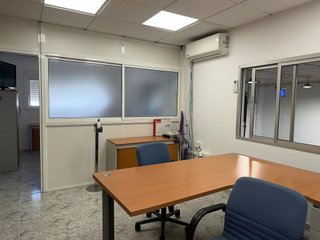 Nave industrial en venta en Polígonos - Recinto Ferial Cortijo de Torres en Málaga