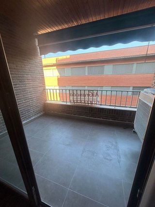 Piso en alquiler en Camino de Ronda - Rosaleda en Granada
