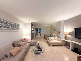 Piso en alquiler en Puerto Banús en Marbella