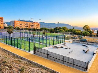 Piso en alquiler en Polígonos - Recinto Ferial Cortijo de Torres en Málaga