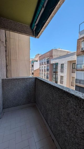 Piso en alquiler en Camino de Ronda - Rosaleda en Granada