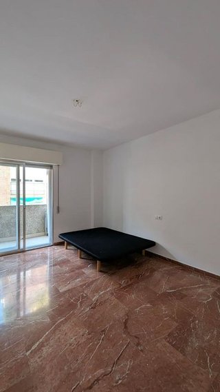 Piso en alquiler en Camino de Ronda - Rosaleda en Granada