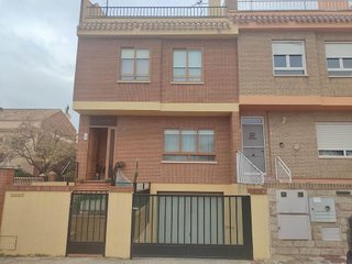 Casa adosada en venta en Almansa