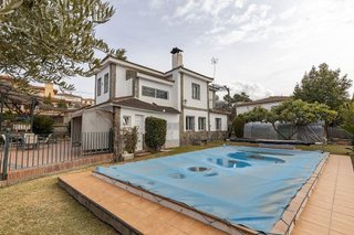Chalet en venta en Otura