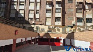 Garaje en alquiler en Barrio Alto - San Félix - Oliveros - Altamira en Almería