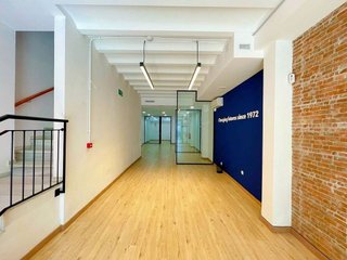 Local comercial en alquiler en Catalunya - Fontetes en Cerdanyola del Vallès