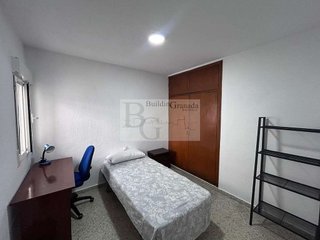 Piso en alquiler en Camino de Ronda - Rosaleda en Granada