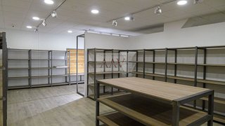 Local comercial en alquiler en Catalunya - Fontetes en Cerdanyola del Vallès