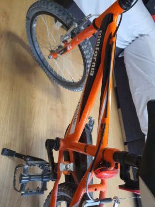 Bicicleta BH California 18