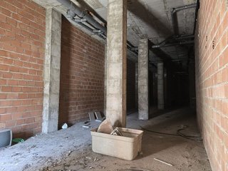 Local comercial en venta en Nueva Andalucía en Almería