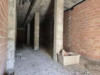 Local comercial en venta en Nueva Andalucía en Almería